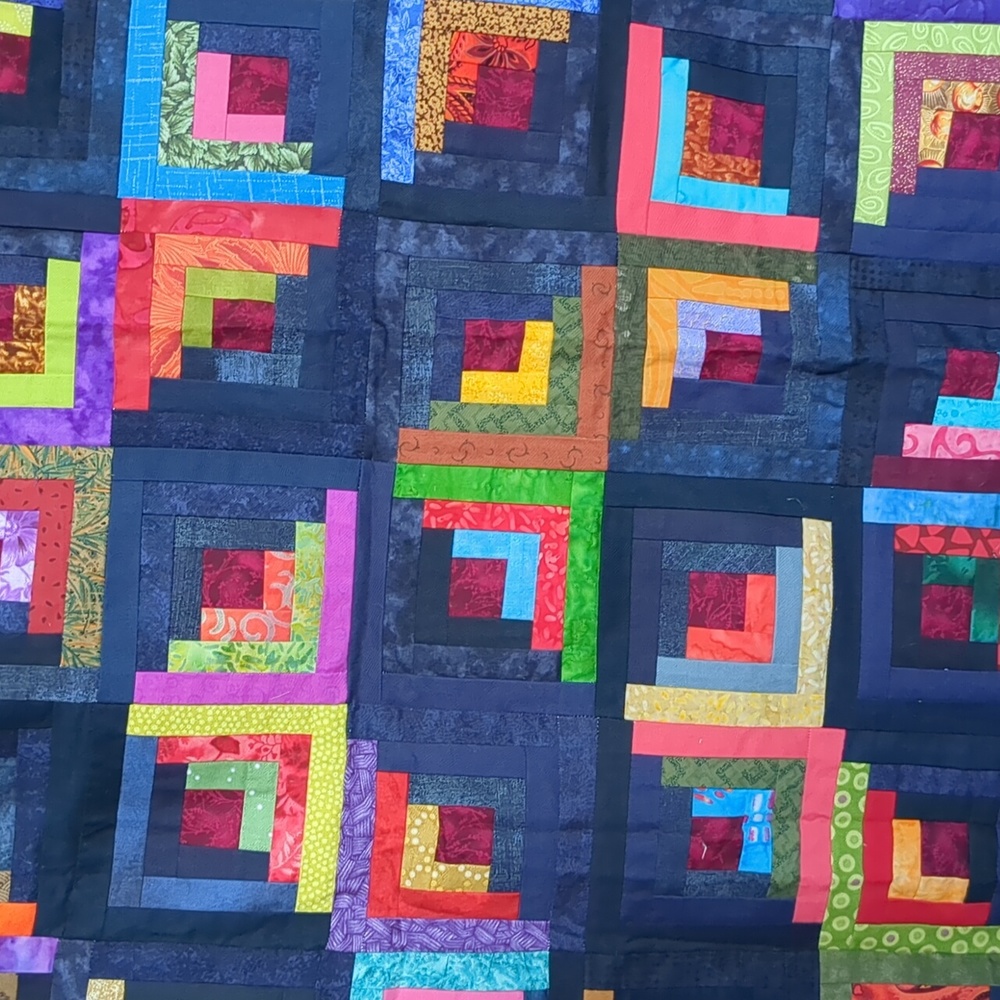 Log cabin pieced quilt top - Picture 8 of 16